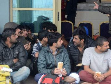 Επιστροφή στην Τουρκία για 14 Σύρους πρόσφυγες